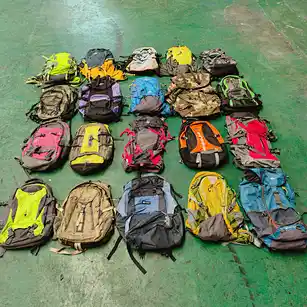 mochila de senderismo usada al por mayor 